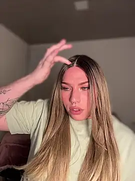 Snapshot of IsabellaFigueredo__ chatting on March 18, 2026, 2:47 am IsabellaFigueredo online show from March 18, 2026, 2:47 am