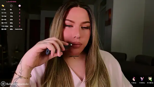 Snapshot of IsabellaFigueredo__ chatting on April 11, 2026, 4:50 am IsabellaFigueredo online show from April 11, 2026, 4:50 am