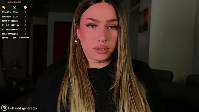Snapshot of IsabellaFigueredo__ chatting on April 14, 2026, 9:04 am IsabellaFigueredo online show from April 14, 2026, 9:04 am