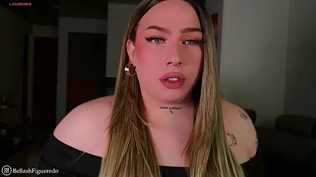 Snapshot of IsabellaFigueredo__ chatting on April 15, 2026, 8:21 am IsabellaFigueredo online show from April 15, 2026, 8:21 am