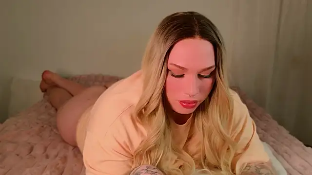Snapshot of IsabellaFigueredo__ chatting on May 7, 2026, 7:30 pm IsabellaFigueredo online show from May 7, 2026, 7:30 pm