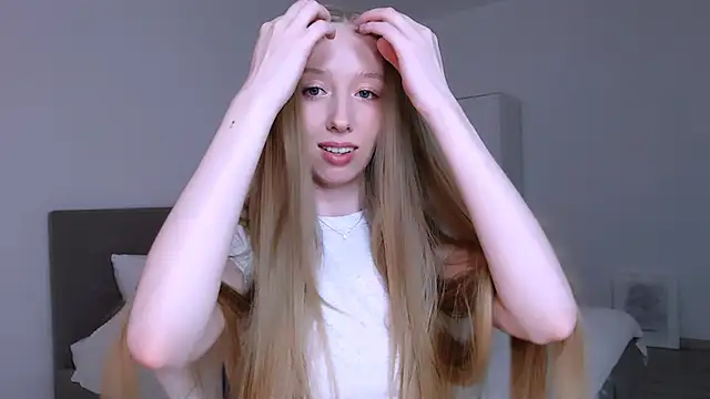 Luna insniity online show from March 4, 2026, 9:32 pm