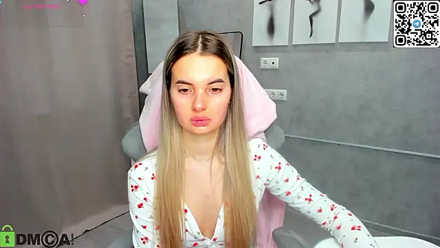 Snapshot of Donna_Evans chatting on March 9, 2026, 11:31 pm Donna Evans online show from March 9, 2026, 11:31 pm