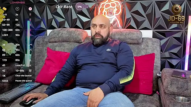 JD-69 online show from October 4, 2025, 7:23 pm