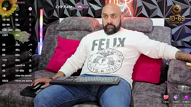 JD-69 online show from October 6, 2025, 7:11 pm