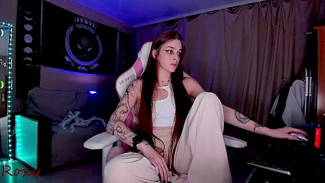 Snapshot of wet_dream_ chatting on December 8, 2024, 11:08 pm wet dream  online show from December 8, 2024, 11:08 pm