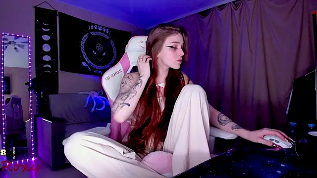 Snapshot of wet_dream_ chatting on January 19, 2025, 7:15 pm wet dream  online show from January 19, 2025, 7:15 pm