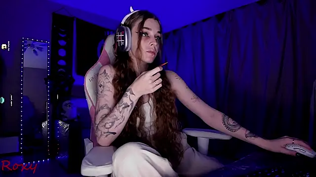 Snapshot of wet_dream_ chatting on October 21, 2025, 10:21 pm wet dream  online show from October 21, 2025, 10:21 pm