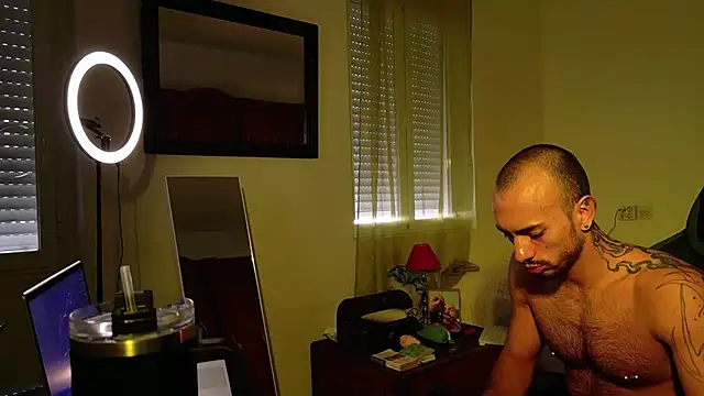 Snapshot of mrj99219 chatting on October 18, 2025, 3:35 pm mrj99219 online show from October 18, 2025, 3:35 pm