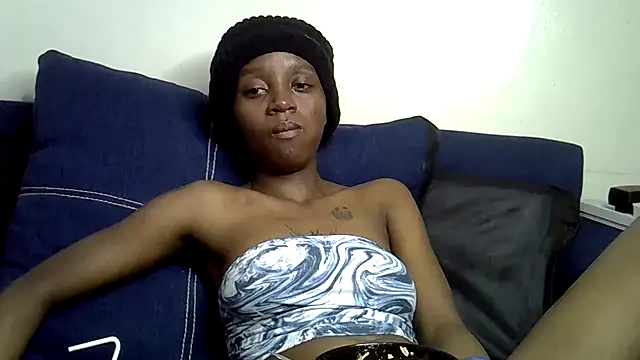 Snapshot of Enkarxx chatting on March 17, 2026, 1:10 am Enkarxx online show from March 17, 2026, 1:10 am