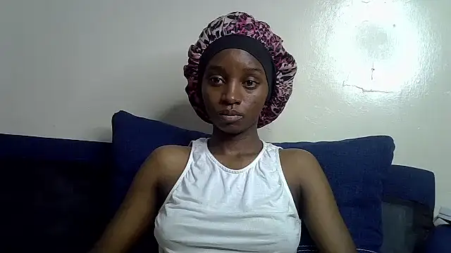 Snapshot of Enkarxx chatting on April 3, 2026, 4:32 am Enkarxx online show from April 3, 2026, 4:32 am