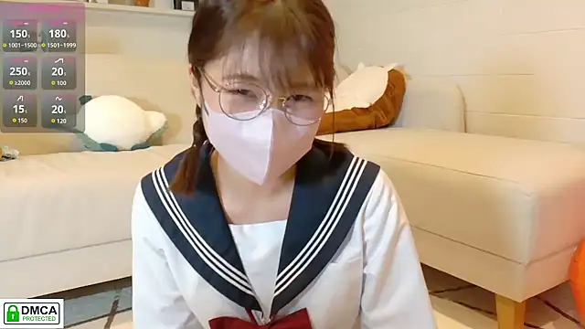 SUZU  online show from October 18, 2025, 10:05 am