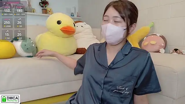 SUZU  online show from July 31, 2026, 10:09 pm