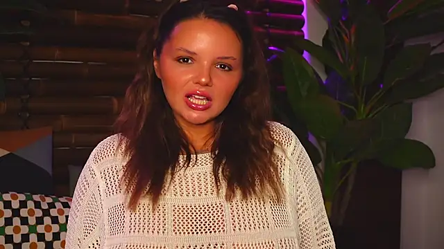 CelesteBailey online show from March 13, 2025, 7:09 am