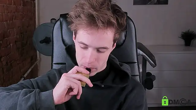 Snapshot of _tokyo_ghoul chatting on December 21, 2025, 10:22 am tokyo ghoul online show from December 21, 2025, 10:22 am