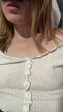 Snapshot of SecretAnni chatting on October 19, 2025, 1:12 pm SecretAnni online show from October 19, 2025, 1:12 pm