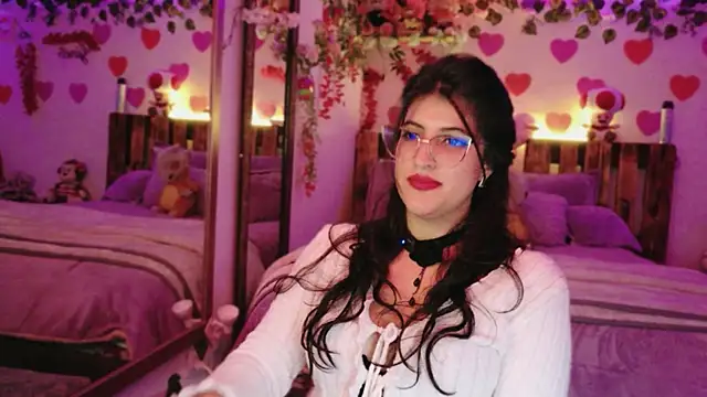 Snapshot of azahar__ziiz chatting on April 22, 2026, 11:50 pm azahar ziiz online show from April 22, 2026, 11:50 pm
