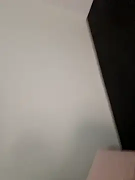 Silvia Zeno online show from March 1, 2026, 7:38 pm