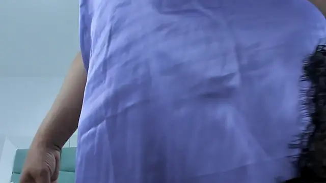 Snapshot of MiaMancini chatting on February 10, 2025, 9:58 pm MiaMancini online show from February 10, 2025, 9:58 pm