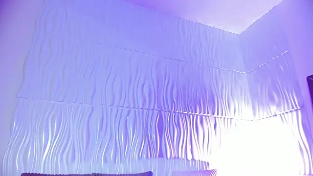 Abby  colins online show from November 19, 2025, 8:53 pm