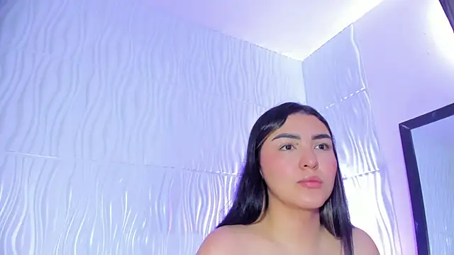 Abby  colins online show from December 17, 2025, 4:57 pm