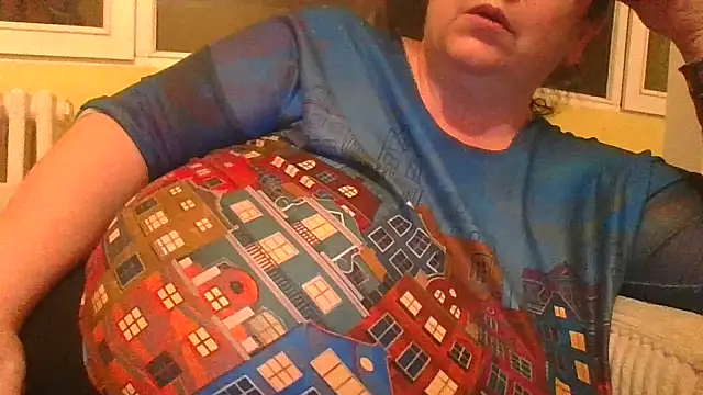 Nataliesbestjuggs online show from November 15, 2025, 4:03 pm