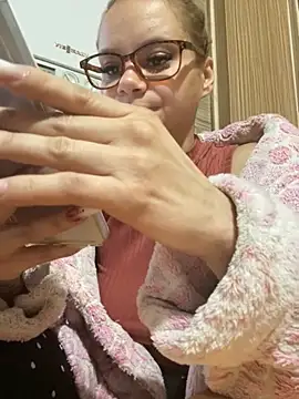 Snapshot of Tasty_Shape chatting on October 24, 2025, 5:59 am Tasty Shape online show from October 24, 2025, 5:59 am