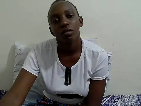 lizbela1 online show from May 6, 2026, 10:15 pm