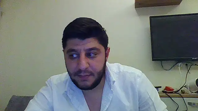 erkekkkadam online show from February 16, 2026, 8:27 pm