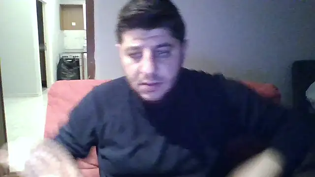 Snapshot of erkekkkadam chatting on April 10, 2026, 8:35 pm erkekkkadam online show from April 10, 2026, 8:35 pm