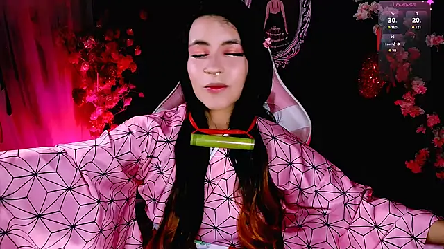 Snapshot of kitty_roxy chatting on February 20, 2026, 8:16 am kitty roxy online show from February 20, 2026, 8:16 am