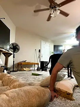 Snapshot of MnM4ever chatting on November 2, 2025, 3:31 am MnM4ever online show from November 2, 2025, 3:31 am