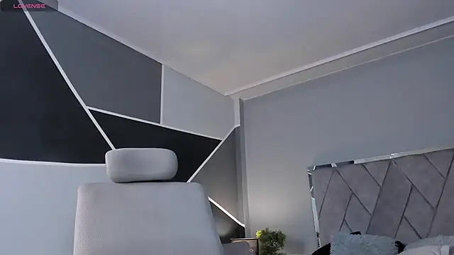 Markbrown online show from December 8, 2024, 1:47 pm