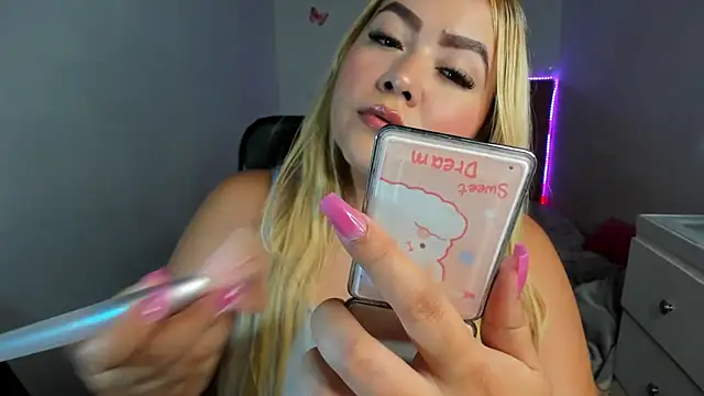 Celeste  sweetx online show from May 8, 2026, 6:13 pm