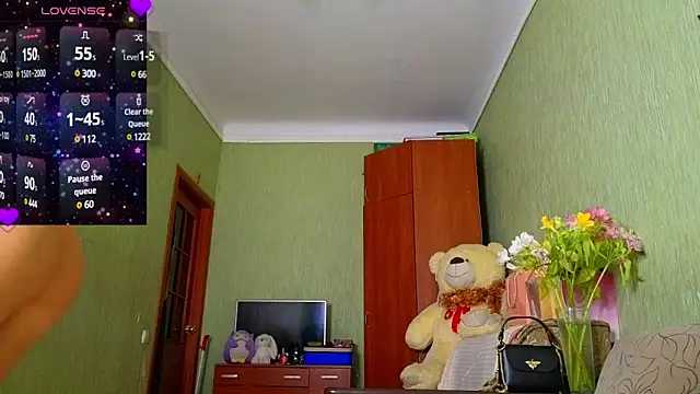 Miss Flexi fit online show from January 17, 2025, 3:53 pm