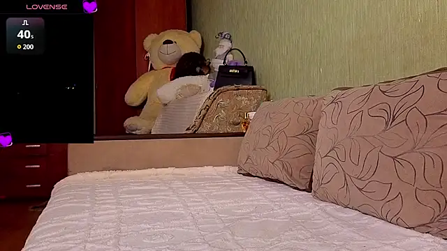 Miss Flexi fit online show from November 5, 2025, 4:29 pm