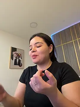 Snapshot of IsabellaAllen chatting on March 29, 2026, 9:04 pm IsabellaAllen online show from March 29, 2026, 9:04 pm