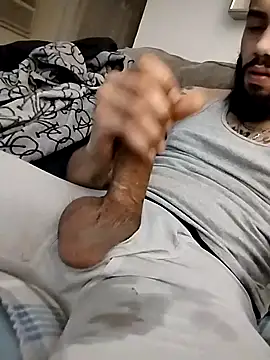 biglongking856 online show from February 1, 2025, 2:26 am