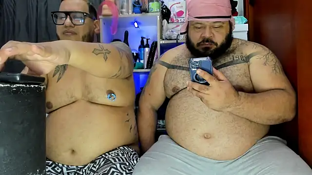 Latino bigcock online show from December 3, 2024, 4:47 am