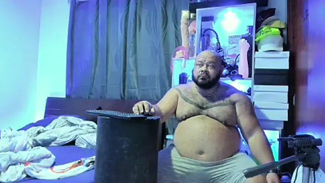 Latino bigcock online show from February 21, 2025, 10:37 pm