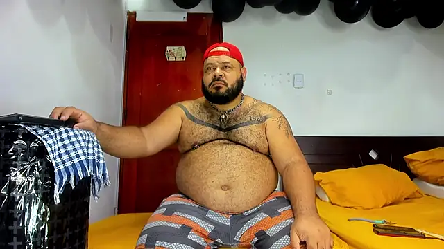 Latino bigcock online show from October 20, 2025, 11:16 pm