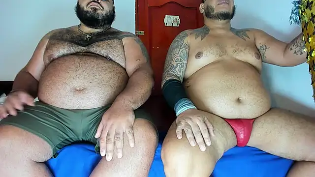 Latino bigcock online show from April 28, 2026, 9:20 pm