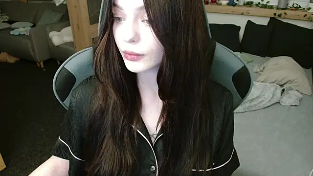 juice-peach online show from December 18, 2024, 10:02 pm