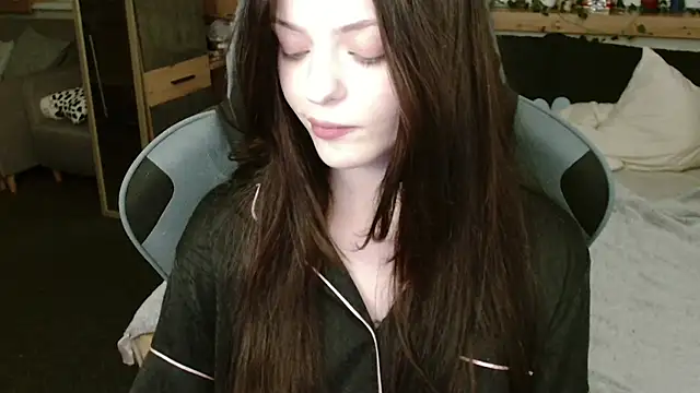 juice-peach online show from March 10, 2025, 10:13 pm