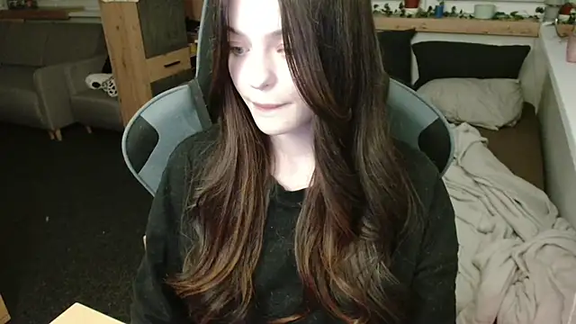 juice-peach online show from March 22, 2025, 10:04 pm