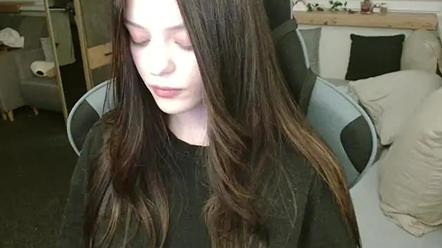 juice-peach online show from September 26, 2025, 9:41 pm