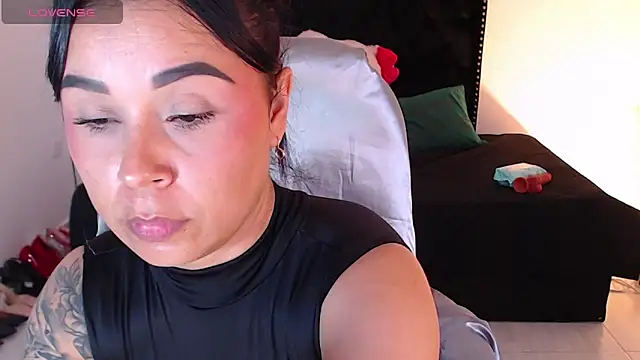 GreatBIG BOOBS Nina online show from February 13, 2025, 9:17 pm