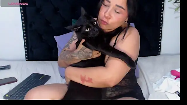 GreatBIG BOOBS Nina online show from February 27, 2025, 1:16 am