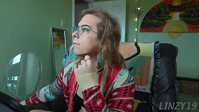 Linzy 19 online show from September 27, 2025, 4:56 pm