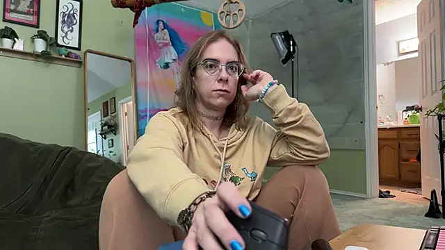 Linzy 19 online show from March 13, 2026, 1:51 pm